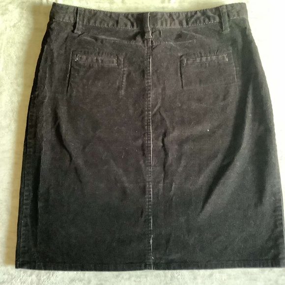 Nevada | Size 11-12 corduroy black skirt - Picture 3 of 5